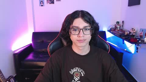 Snapshot of malik_harrison_ chatting on January 1, 2025, 4:50 pm Malik online show from January 1, 2025, 4:50 pm