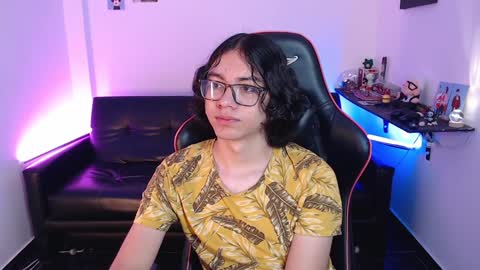 Snapshot of malik_harrison_ chatting on January 10, 2025, 12:06 am Malik online show from January 10, 2025, 12:06 am