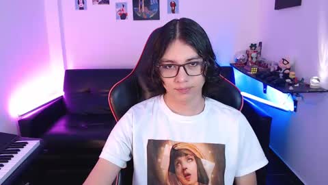 Snapshot of malik_harrison_ chatting on February 10, 2025, 2:16 pm Malik online show from February 10, 2025, 2:16 pm