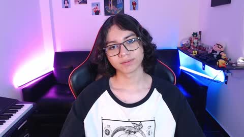 Snapshot of malik_harrison_ chatting on February 19, 2025, 5:16 pm Malik online show from February 19, 2025, 5:16 pm