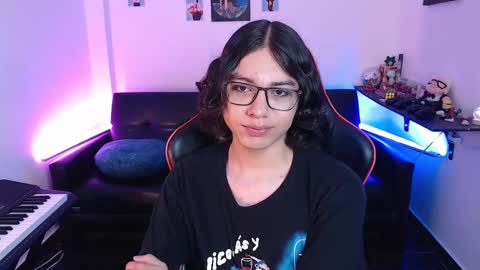 Snapshot of malik_harrison_ chatting on February 25, 2025, 5:25 pm Malik online show from February 25, 2025, 5:25 pm