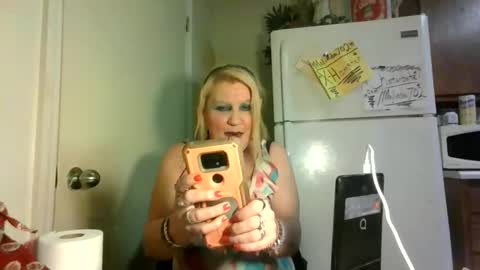 malinda702 online show from February 1, 2026, 4:33 am