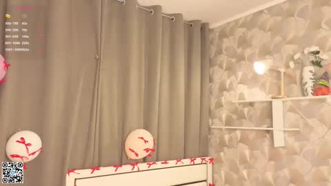 Evelyn online show from February 16, 2026, 4:08 am