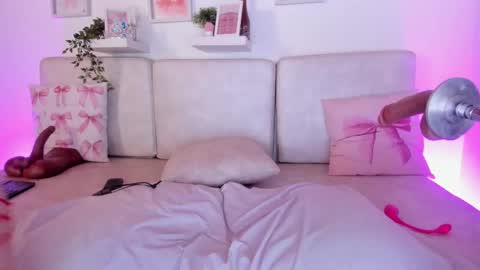 Malka online show from December 4, 2025, 8:28 pm