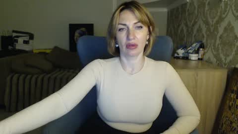 Snapshot of mallinia chatting on April 29, 2026, 6:03 pm mallinia online show from April 29, 2026, 6:03 pm