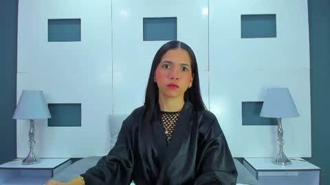  MALORI  online show from May 15, 2026, 12:23 pm