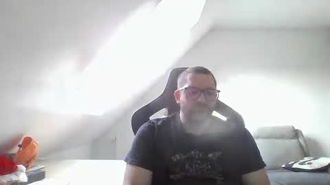 breton online show from December 22, 2024, 1:33 pm