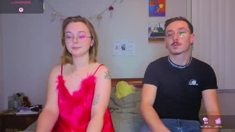 MamiCloudz online show from October 29, 2025, 1:19 am