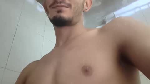 Mickey online show from December 18, 2025, 8:26 pm