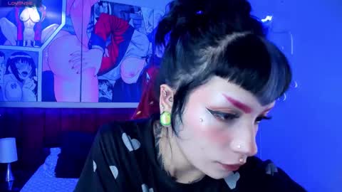   online show from December 3, 2025, 4:42 am