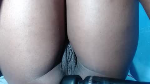 Snapshot of mamy02 chatting on January 9, 2025, 10:09 am cristal online show from January 9, 2025, 10:09 am