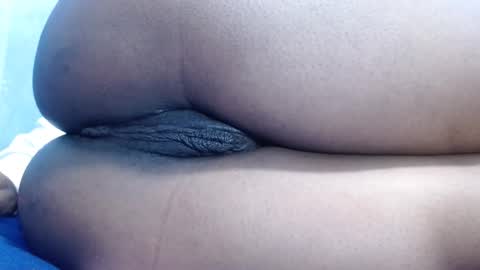 Snapshot of mamy02 chatting on February 25, 2025, 7:52 am cristal online show from February 25, 2025, 7:52 am