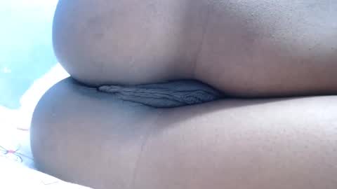 Snapshot of mamy02 chatting on March 12, 2025, 9:02 am cristal online show from March 12, 2025, 9:02 am