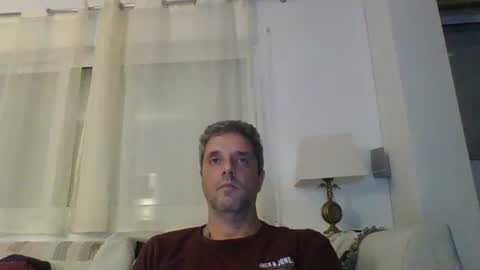 Snapshot of man211172 chatting on December 8, 2024, 5:11 pm man211172 online show from December 8, 2024, 5:11 pm