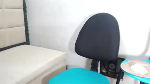 man_san11 online show from February 19, 2025, 4:33 pm