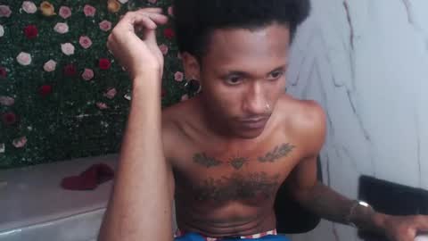 man_sant11 online show from April 20, 2026, 4:43 pm