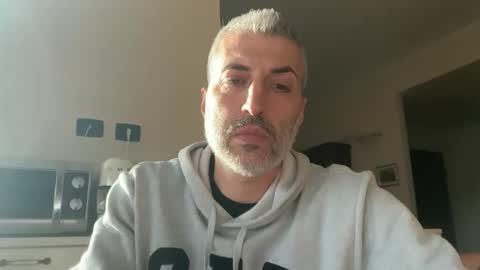 Snapshot of manager82 chatting on January 12, 2026, 2:22 pm manager82 online show from January 12, 2026, 2:22 pm