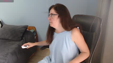 Snapshot of mandarinka28 chatting on July 14, 2026, 7:57 am mandarinka28 online show from July 14, 2026, 7:57 am