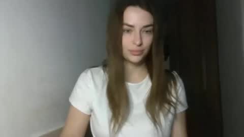 MandiBrooks online show from November 28, 2025, 6:27 am