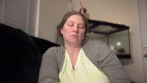 Mandy online show from December 8, 2024, 7:05 am