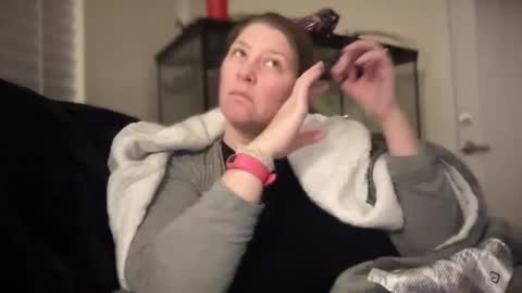 Mandy online show from February 2, 2025, 5:53 am