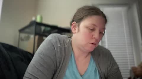 Mandy online show from March 6, 2025, 1:46 pm