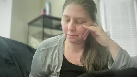 Mandy online show from October 6, 2025, 3:53 pm