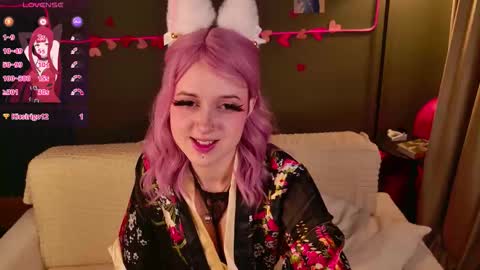 Luna online show from February 18, 2026, 10:17 pm