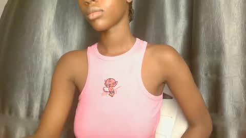 Snapshot of mandymia chatting on January 18, 2026, 5:17 pm mandymia online show from January 18, 2026, 5:17 pm