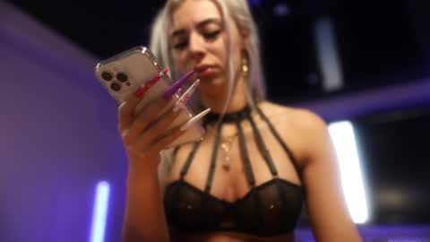 Anto Lovense is Active My pleasure is in your hands Private is Open online show from January 29, 2025, 8:40 am