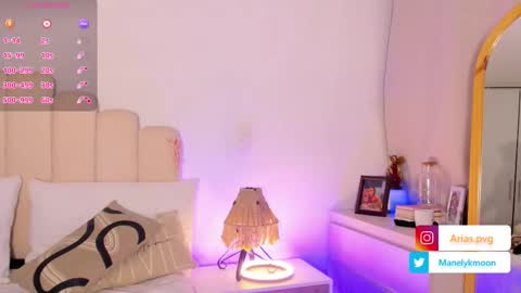   online show from November 9, 2025, 1:48 am