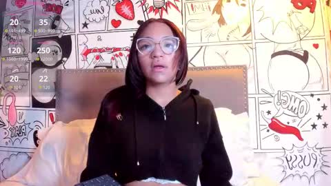 manelyk_evanss online show from November 26, 2025, 12:06 pm