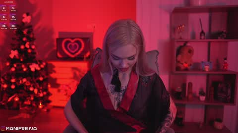 Amelie online show from January 8, 2025, 8:29 pm