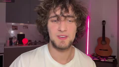 manolein online show from December 19, 2025, 11:56 pm