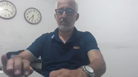 Manolito online show from February 23, 2025, 10:31 pm