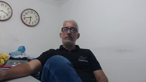Manolito online show from March 4, 2025, 10:38 pm