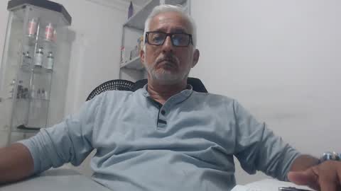 Manolito online show from October 21, 2025, 2:18 pm