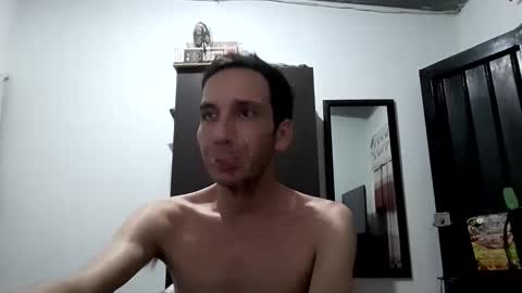 Snapshot of manolo8020 chatting on February 16, 2026, 11:34 pm manolo8020 online show from February 16, 2026, 11:34 pm