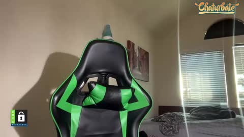 Snapshot of mantismillie chatting on September 22, 2025, 6:54 pm mantismillie online show from September 22, 2025, 6:54 pm