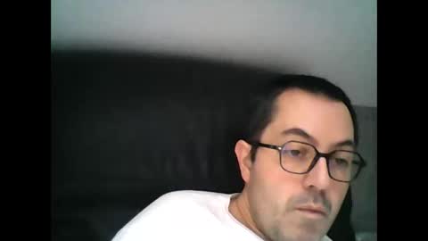 Snapshot of manu5933 chatting on December 4, 2024, 12:36 pm manu5933 online show from December 4, 2024, 12:36 pm