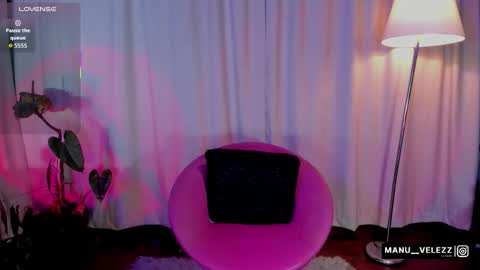 manu  velezz   Help me to get to 100 thumbs ups Tip 25tks  Rate me  online show from January 12, 2026, 7:13 am