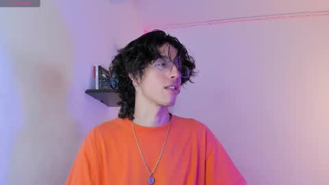 Manuel online show from September 24, 2025, 7:50 pm