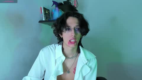 Manuel online show from October 31, 2025, 7:26 pm