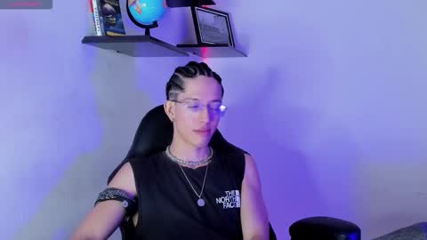 Manuel online show from November 8, 2025, 2:23 am