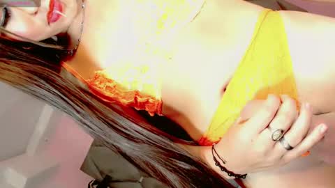 Manuela Kingsley online show from December 13, 2024, 12:28 pm