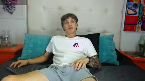 Manuel online show from March 27, 2026, 8:26 am