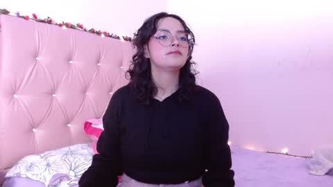 Manu  online show from December 26, 2024, 1:18 am