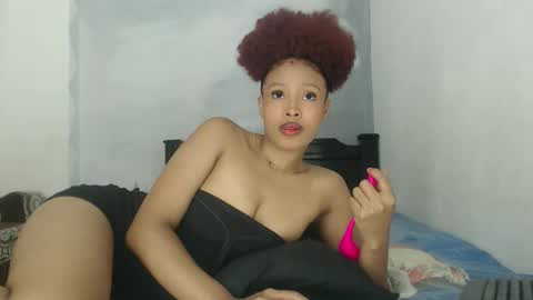 Snapshot of mar_aimy chatting on December 15, 2025, 4:17 am Mar online show from December 15, 2025, 4:17 am