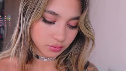 Snapshot of mara__ross chatting on December 18, 2024, 2:28 pm Mara Independent Model online show from December 18, 2024, 2:28 pm