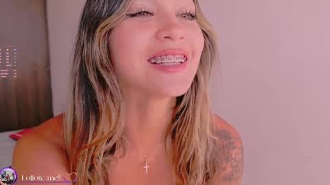 Snapshot of mara__ross chatting on February 3, 2025, 9:29 pm Mara Independent Model online show from February 3, 2025, 9:29 pm